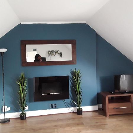 Stunning 1-Bed Apartment In London Bagian luar foto
