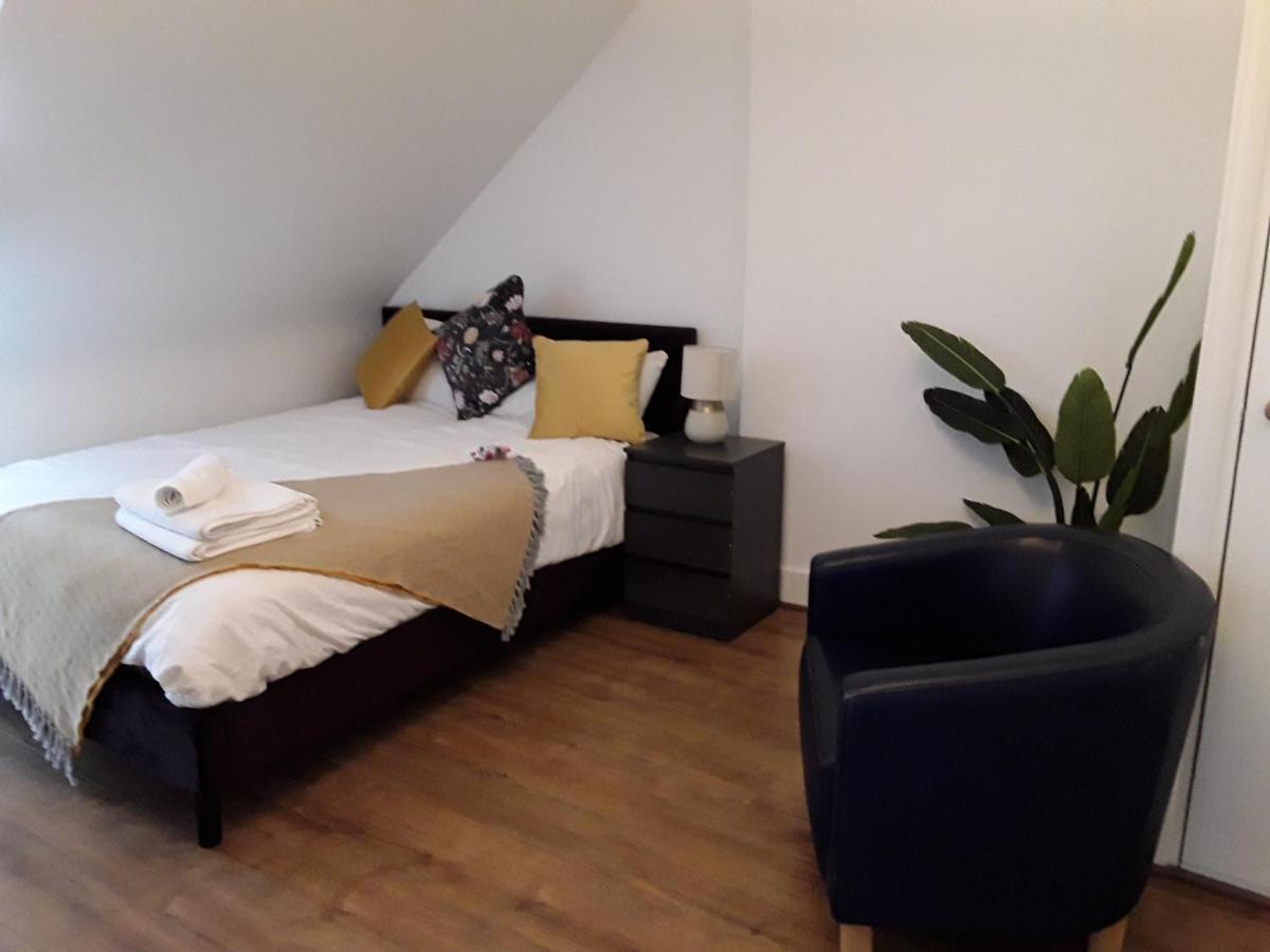 Stunning 1-Bed Apartment In London Bagian luar foto